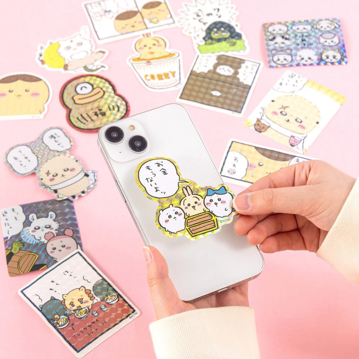ちいかわ スマホに貼れるサイズのホログラムステッカー（ウラヤハボウズ カップ麺） - Image 3