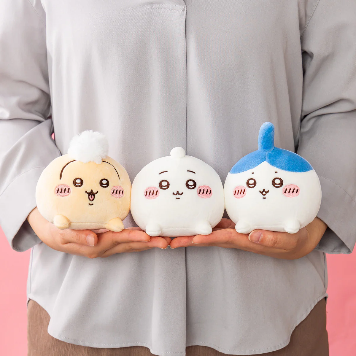 ちいかわ おしりなぬいぐるみ(ハチワレ) - Image 2