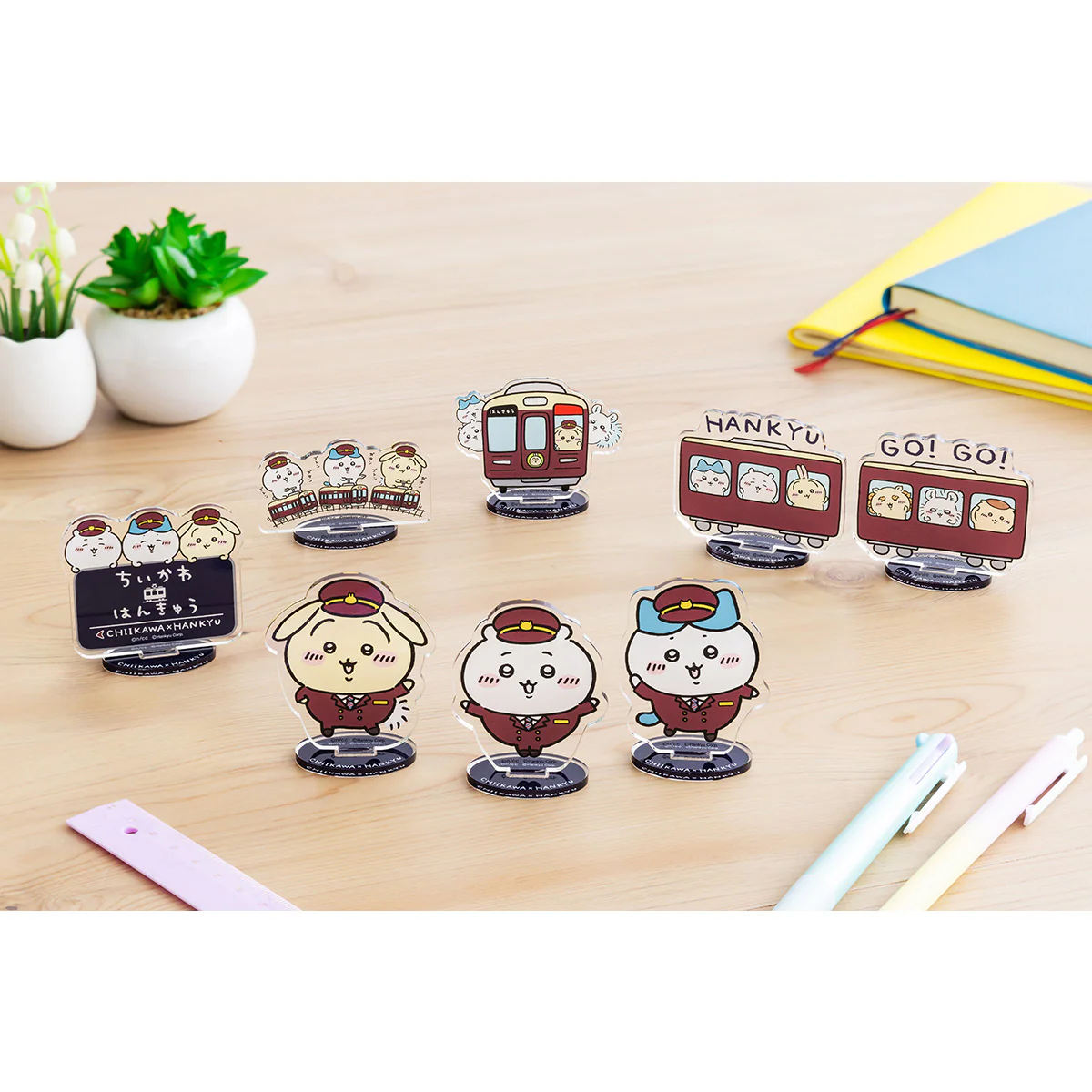 ちいかわ 阪急電車なトレーディングアクリルスタンド(全8種) - Image 2