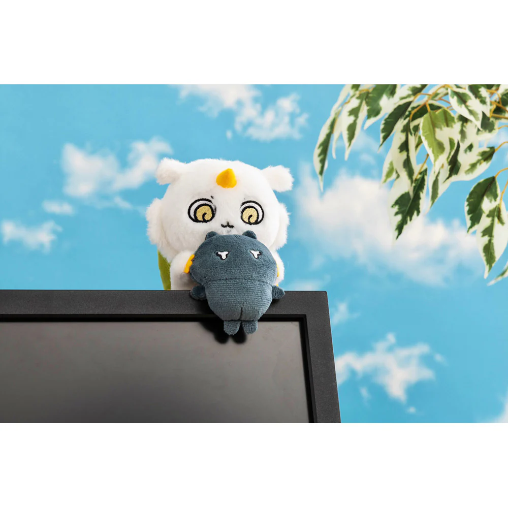 ちいかわ デスクトップから見守るひっかけぬいぐるみ（メロンパン持ちモモンガ） - Image 3