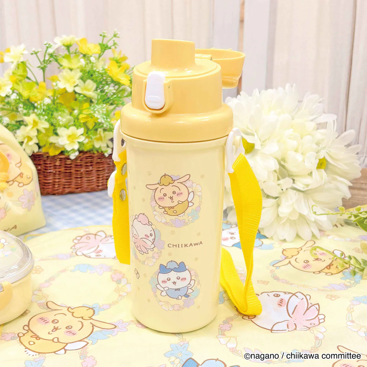 ちいかわ 直飲み水筒(フェアリーフラワー) - Image 2